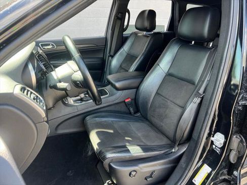 Certified 2021 Jeep Grand Cherokee Laredo X AWD/4WD image 19