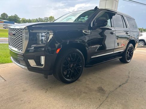 Used 2022 GMC Yukon Denali RWD image 4