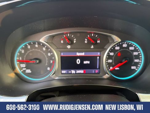 Used 2023 Chevrolet Traverse LT w/ Midnight/Sport Edition AWD/4WD image 15