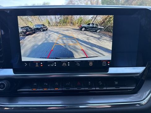 Used 2024 Chevrolet Silverado 1500 High Country w/ Z71 Off-Road Package image 19