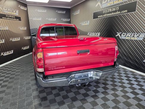 Used 2006 Toyota Tacoma PreRunner RWD image 12