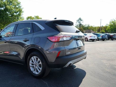 Used 2021 Ford Escape SE w/ Convenience Package FWD image 19