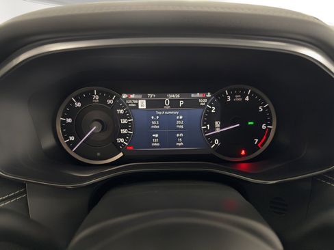 Used 2022 Jaguar XF R-Dynamic SE image 26