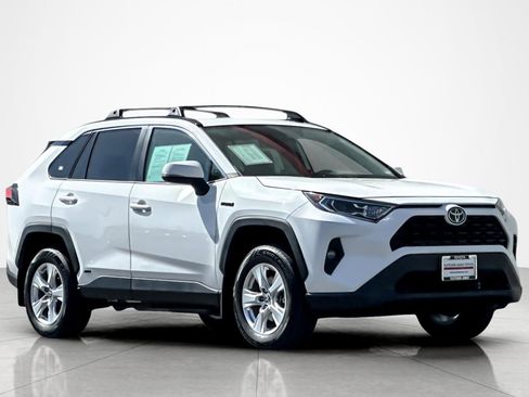 Certified 2021 Toyota RAV4 XLE w/ Convenience Package AWD/4WD image 7
