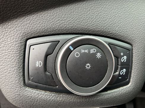 Used 2015 Ford Escape Titanium AWD/4WD image 14