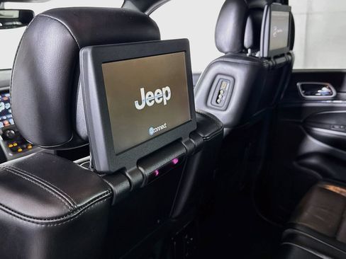 Used 2018 Jeep Grand Cherokee Limited w/ Luxury Group II AWD/4WD image 26
