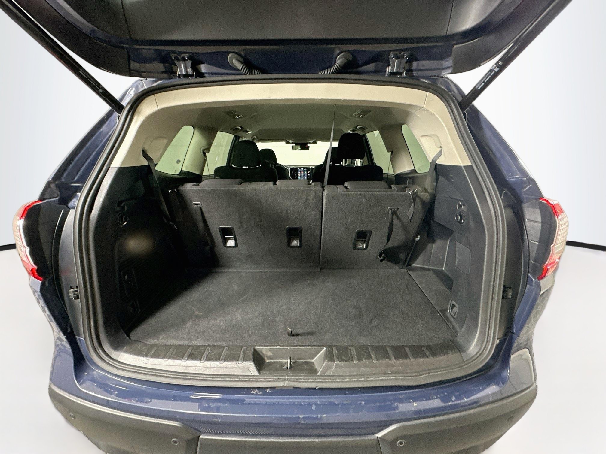 Used 2025 Subaru Ascent Premium AWD/4WD image 34
