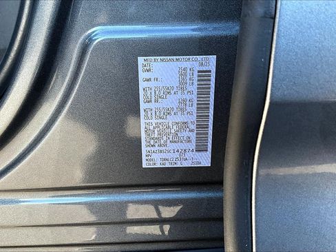 Used 2025 Nissan Murano SV image 16