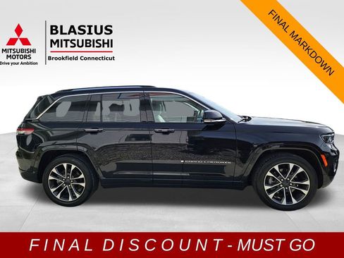 Used 2022 Jeep Grand Cherokee Overland w/ Luxury Tech Group IV image 5