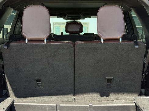 Used 2023 Ford Explorer Platinum w/ Technology Package image 24