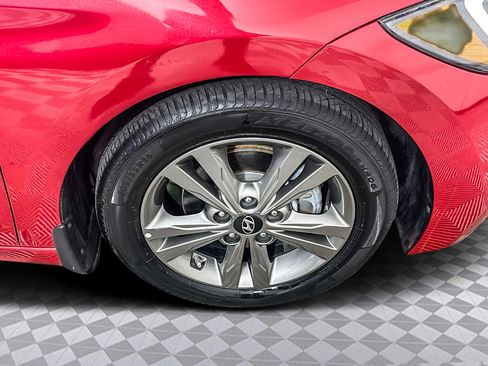 Used 2018 Hyundai Elantra SEL image 31