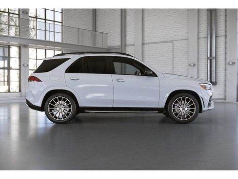 Used 2022 Mercedes-Benz GLE 350 4MATIC image 2