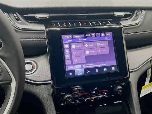 New 2025 Jeep Grand Cherokee Laredo image 23