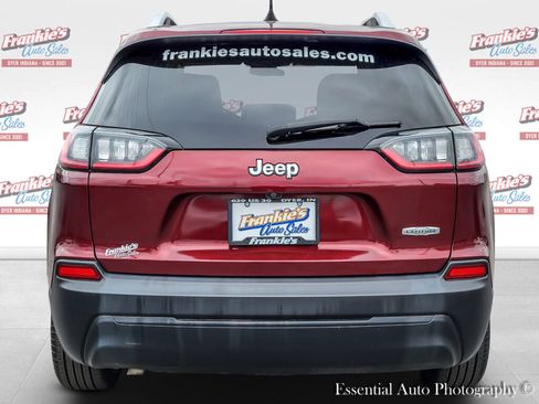 Used 2020 Jeep Cherokee Latitude w/ Cold Weather Group image 5
