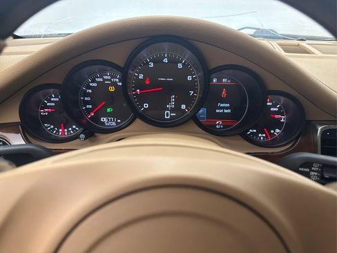 Used 2012 Porsche Panamera 4 image 36