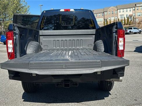 Certified 2022 Ford F250 Lariat w/ Lariat Ultimate Package image 18