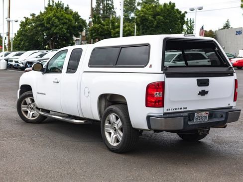 Used 2008 Chevrolet Silverado 1500 LT w/ California Package RWD image 5