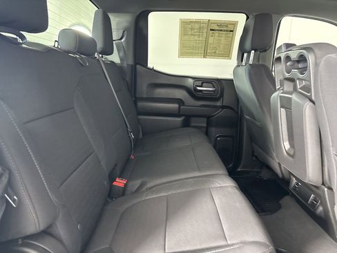 Used 2022 Chevrolet Silverado 1500 Custom image 24