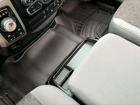 Used 2019 RAM 1500 Big Horn w/ Rambox Value Package image 14