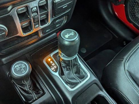 Used 2021 Jeep Wrangler Unlimited Sahara image 12