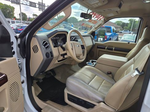 Used 2008 Ford F350 Lariat AWD/4WD image 4