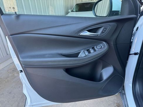 Used 2025 Buick Encore GX Preferred image 20