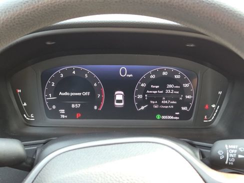 Certified 2025 Honda Accord SE image 30