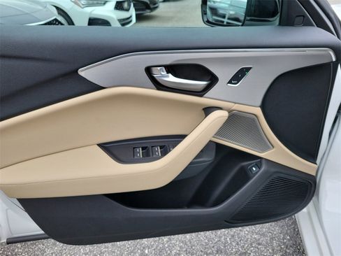 Certified 2025 Acura TLX w/ Technology Package image 17