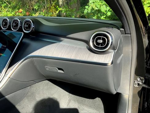 Used 2025 Mercedes-Benz C 300 C 300 image 10