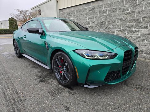 Used 2024 BMW M4 Coupe w/ Executive Package image 11