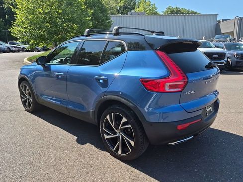 Used 2020 Volvo XC40 T5 R-Design w/ Protection Package Premier AWD/4WD image 7