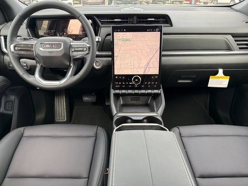 New 2027 GMC Terrain Elevation w/ Elevation Premium Package FWD image 9