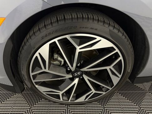 Used 2023 Hyundai Ioniq 6 SEL RWD image 12