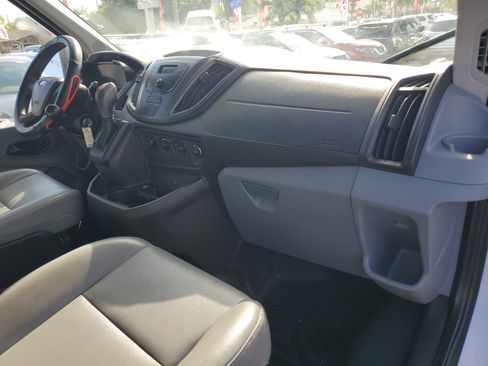 Used 2015 Ford Transit 150 130 Medium Roof image 32