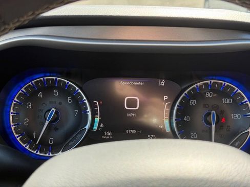 Used 2022 Chrysler Pacifica Touring-L FWD image 17