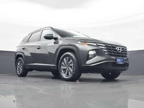 Certified 2022 Hyundai Tucson Blue w/ Cargo Package AWD/4WD image 24