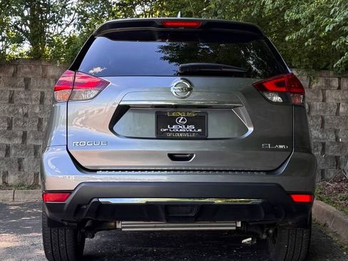 Used 2018 Nissan Rogue SL w/ Premium Package AWD/4WD image 5