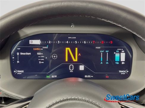 Used 2024 McLaren Artura image 17