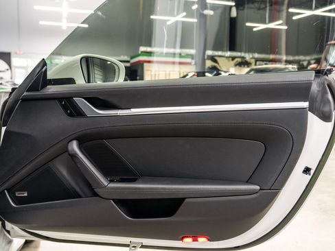 Used 2022 Porsche 911 Turbo S image 34