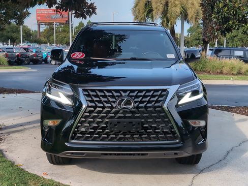 Used 2023 Lexus GX 460 Premium w/ Premium Package AWD/4WD image 3