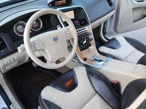 Used 2010 Volvo XC60 T6 image 26