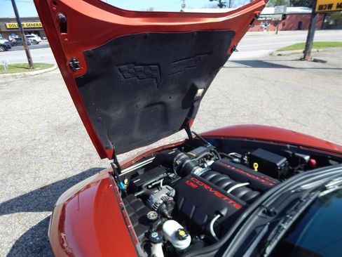 Used 2005 Chevrolet Corvette Convertible w/ Preferred Equipment Group image 32
