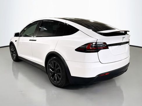 Used 2023 Tesla Model X image 9