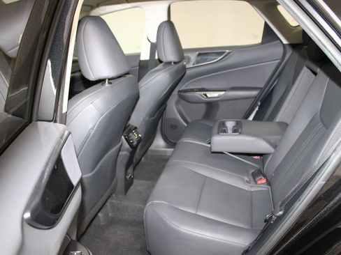 Used 2024 Lexus NX 250 FWD w/ Towing Package (2000 Lbs) image 24