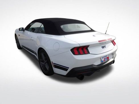 Used 2024 Ford Mustang GT Premium image 9