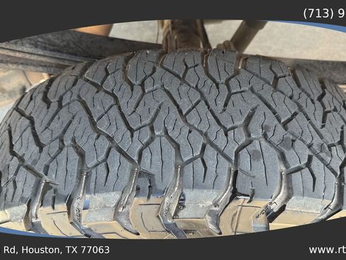 Used 2019 Ford F250 XL w/ Power Equipment Group AWD/4WD image 11