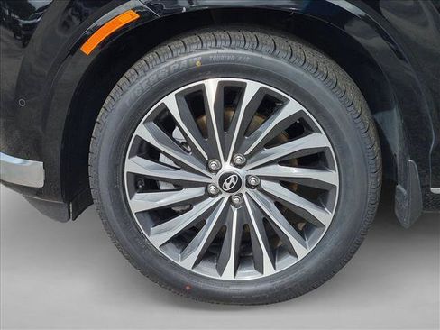 Used 2023 Hyundai Palisade Calligraphy w/ Winter Package FWD image 23