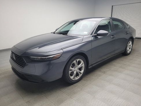 Used 2023 Honda Accord LX image 2