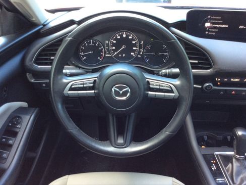 Used 2020 MAZDA MAZDA3 Sedan w/ Select Package FWD image 19