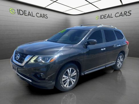Used 2017 Nissan Pathfinder SV AWD/4WD image 1